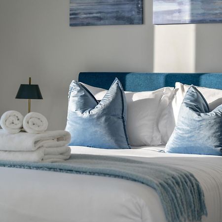 Luxury Apartment On The 9Th Floor Near Stampede, Complimentary Wine, 2 Car Ug Parking YYC 외부 사진